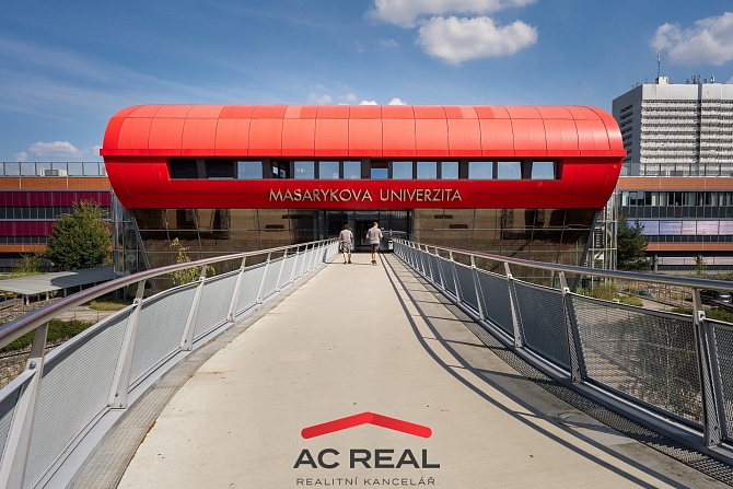 BD Pražákova okolí